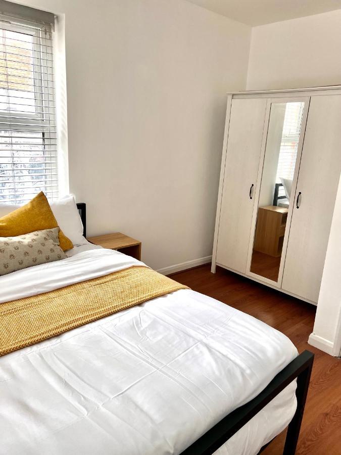 Grey Eagle Apartments Shoreditch Лондон Екстериор снимка